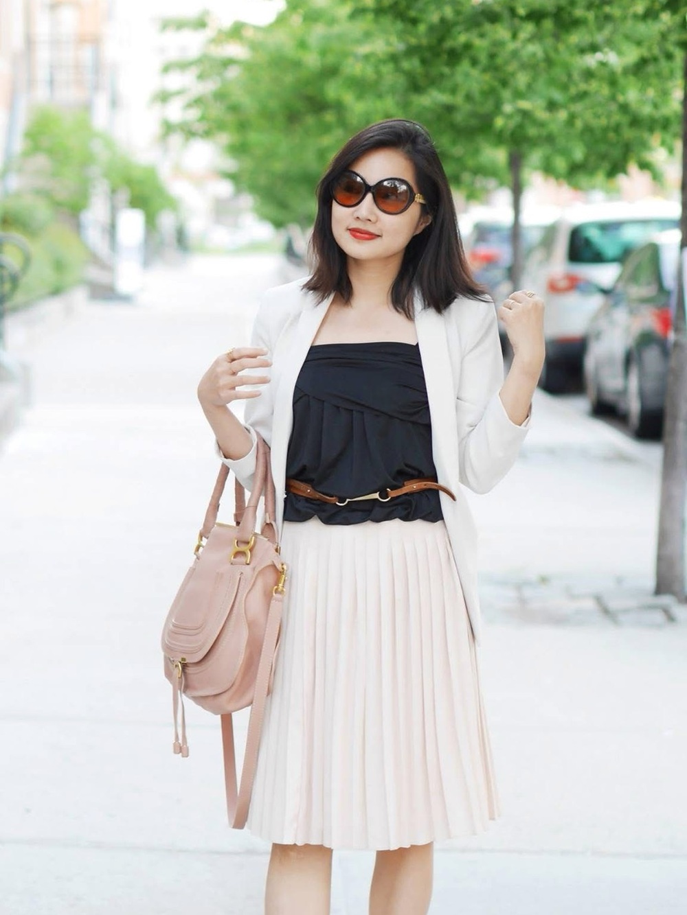 Ann Taylor Blush/ Cream Pleated Skirt in 2 petite